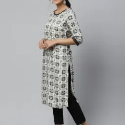 Aurelia Women Grey Floral Print Rayon Kurta image 4