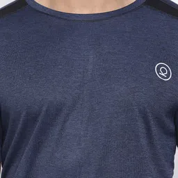 CHKOKKO Men Blue Solid Round Neck T-shirt image 3