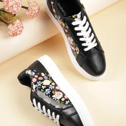 DressBerry Women Floral Printed Sneakers-picture-17