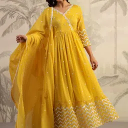SCAKHI Yellow Cotton Embroidered Kurta Pant Set With Dupatta image 4