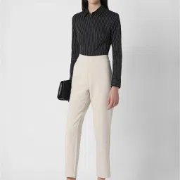 Van Heusen Black Striped Shirt image 4