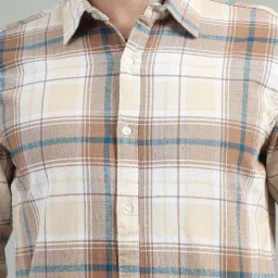 Bushirt Brown Regular Fit Checks Shirt image 4