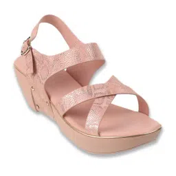 Mochi Women's Peach Cross Strap Wedges-image-13