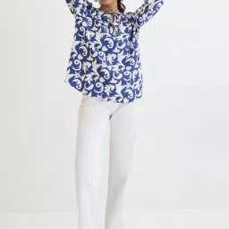 FEMMELLA Blue Relaxed Fit Abstract Top image 4