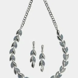 Zeneme Silver Plated Cubic Zirconia Studded Leaf Shaped Jewellery Set image 4