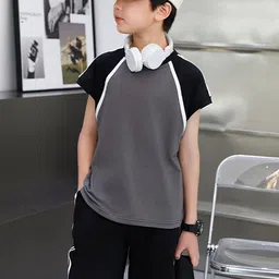 LULU & SKY Boys Colourblocked T-shirt with Shorts-picture-56