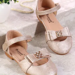 Cute Walk by Babyhug Velcro Closure Floral Designed Ballerina - Golden-picture-18