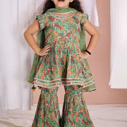 Vivedkids Girls Floral Printed Regular Kurti with Palazzos & With Dupatta image 3
