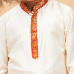VASTRAMAY Boys Cream Solid Full Sleeves Kurta image 4