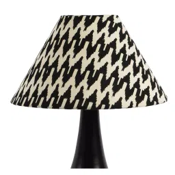 Tucasa TC-54 304.8 mm (12 Inch) Chevron Print Table Lamp with Metal Base image 3