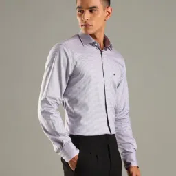 TOMMY HILFIGER Lilac Self Design Regular Fit Shirt image 3