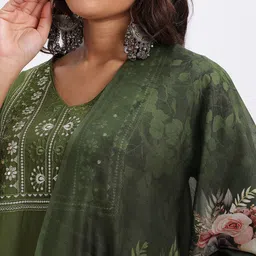 HERE&NOW Floral Zari Yoke Design Kurta with Trousers & Dupatta image 3