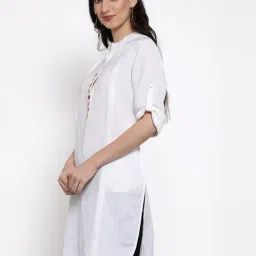 DART STUDIO White Linen Embroidered Straight Kurta image 3