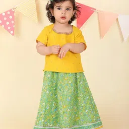 Fabindia Infant Girls Green Cotton Printed Lehenga Cholis-image-34