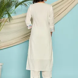 GHUMMAN SONAKSHI Floral Embroidered Pure Cotton Straight Kurta And Trousers With Dupatta image 2