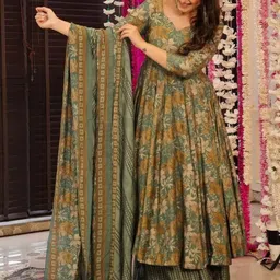 JAPNAAM Women Floral Printed Panelled Kurta with Palazzos & With Dupatta image 2