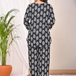 TREND ME Printed Pure Cotton Night Suit image 5