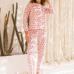 SANSKRUTIHOMES Conversational Printed Pure Cotton Top With Trousers image 4