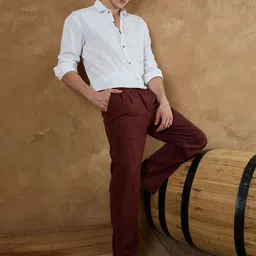 DENNISON Men Relaxed Easy Wash Pleated Trousers image 5