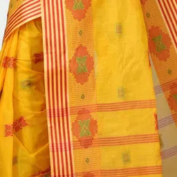 Crochetin Woven Design Saree image 4