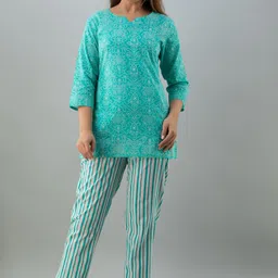 his&her Women Top & Pyjama Set Blue Printed image 3