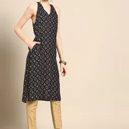 Anouk Women Navy Blue & Red Ethnic Motifs Printed Kurta image 4