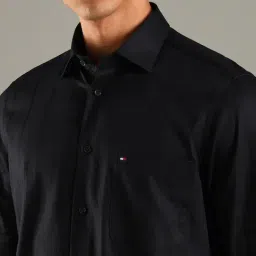 TOMMY HILFIGER Black Regular Fit Shirt image 5