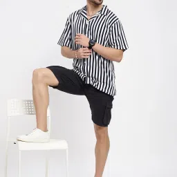 showoffff SHOWOFF Navy Blue Cotton Relaxed Fit Stripes Shirt image 5