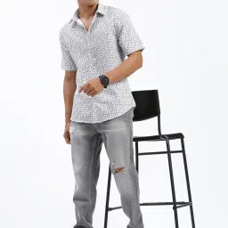 showoffff SHOWOFF White Cotton Slim fit Geometric Shirt image 5