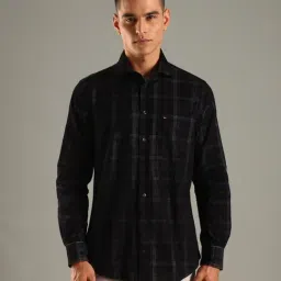 TOMMY HILFIGER Black Checked Regular Fit Shirt-picture-18