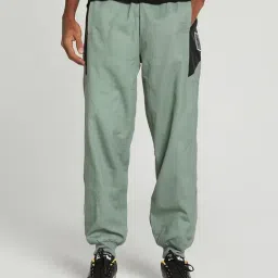 Puma Garage Crew Eucalyptus Cotton Regular Fit Porsche Legacy Garage Motorsport Logo Sports Joggers-picture-10