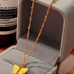 Zaphariq Gold-Plated Butterfly Pendant Minimal Necklace image 2