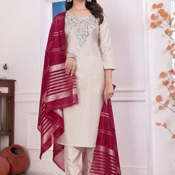 AVNISA ENTERPRISE Floral Yoke Design Thread Work Straight Kurta With Trousers & Dupatta-picture-10