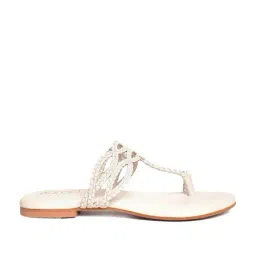 Aurelia Women's Zdorothy White Toe Ring Sandals-picture-36
