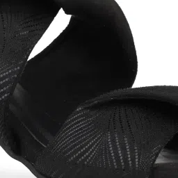 Inc.5 Women's Black Casual Sandals image 5