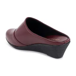 Trase Women's Maroon Mule Wedges image 5