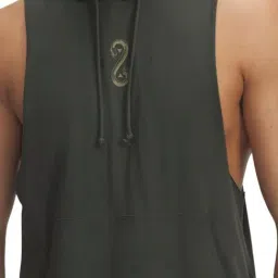 Under Armour Green Regular Fit Printed Sports Hoodie image 3