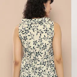 all about you encore by INVICTUS Floral Print Peter Pan Collar Shirt Style Top image 4