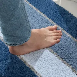 Saral Home Blue Polyester Anti-Skid Bathmat (50x70 cm) image 2