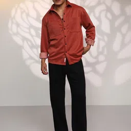 Campus Sutra Men Comfort Fit Solid Spread Collar Cotton Casual Shirt-picture-27