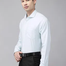 Van Heusen Cotton Silk Custom Fit Formal Shirt image 4