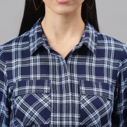 Latin Quarters Navy Check Top image 5