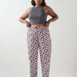 Bewakoof White Print Cotton Regular Fit Pyjamas image 5