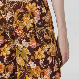 Only Brown Floral Print Shorts image 5