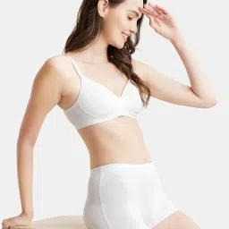 Jockey White Full Coverage Wireless Beginner's Bra image 5