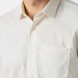 Van Heusen Spread Collar Pure Cotton Formal Shirt image 4