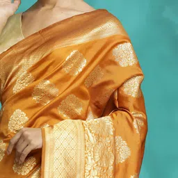 Desi Fusion Woven Design Zari Banarasi Saree image 4
