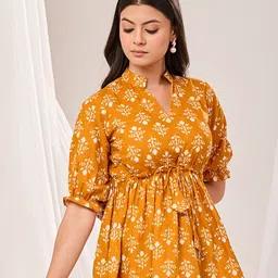 Futra Gabha Floral Printed Cotton Empire Top image 2