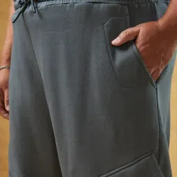 Bewakoof Men's Grey Super Loose Fit Plus Size Brushed Cargo Jogger image 5