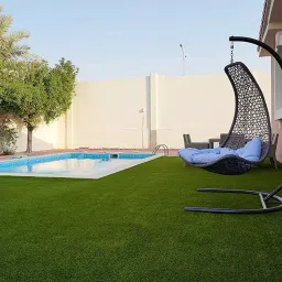 Globomotive 35 mm High Density Polyethylene Artificial Grass Carpet 60.96 x 60.96 cm (2x2 Feet) (Green) image 4